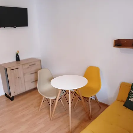 Czyrna Homestay *